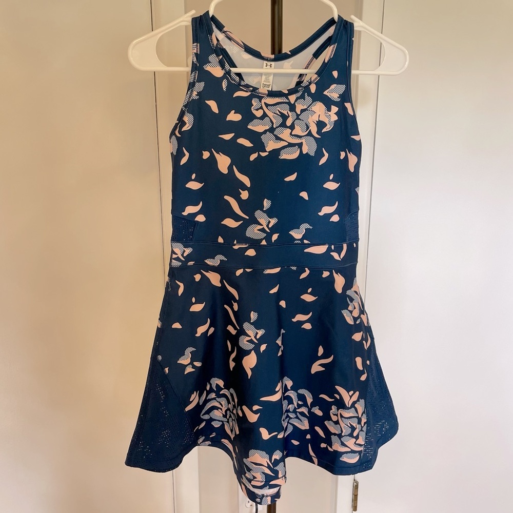 Under Armour XS mini fitted dress